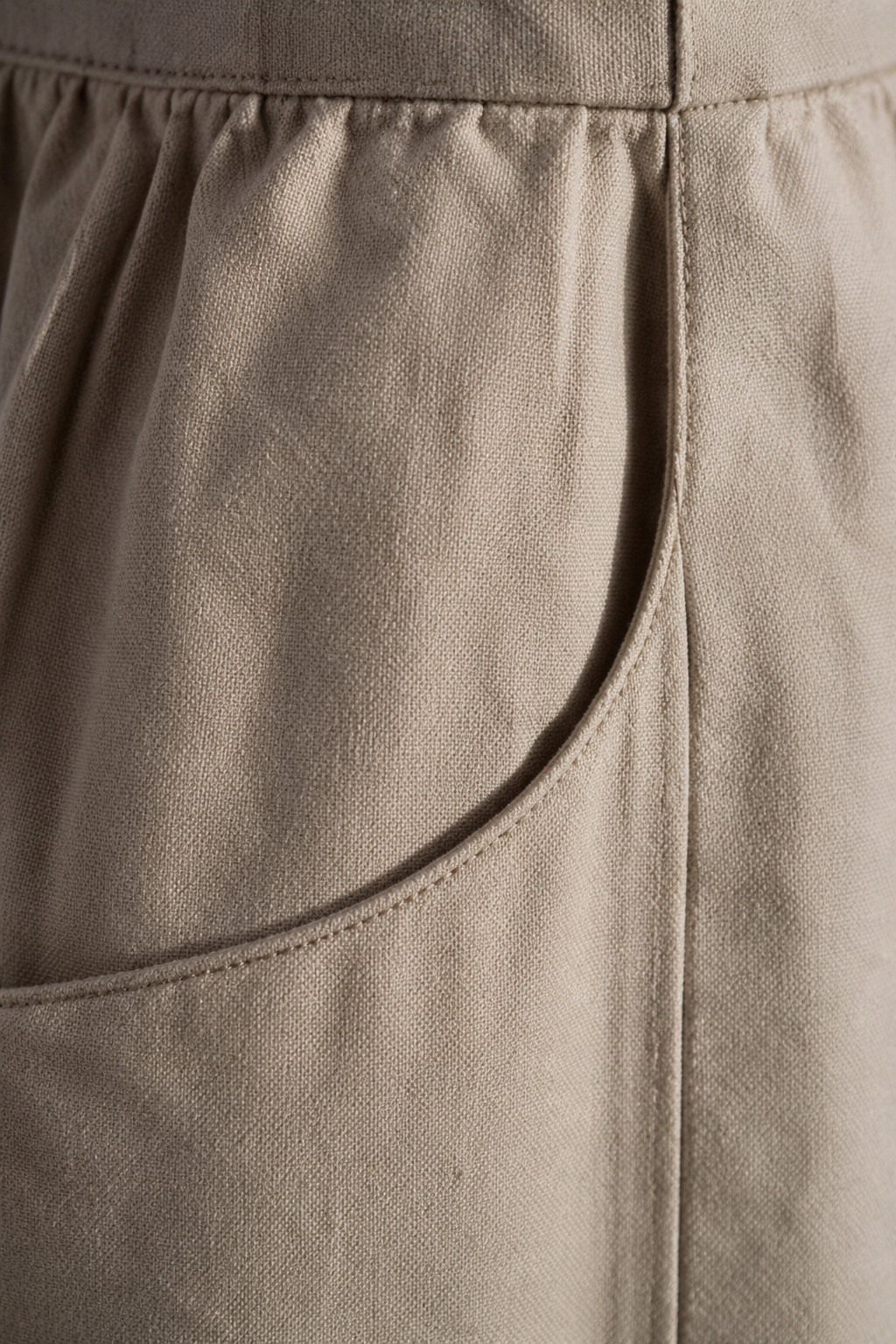 Crescent-Pocket Midi Skirt